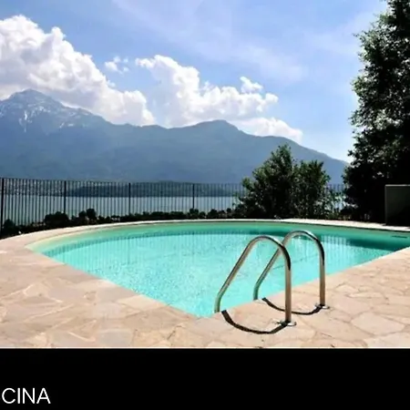 Lägenhet La Mansarda Sul Lago Di Como *
