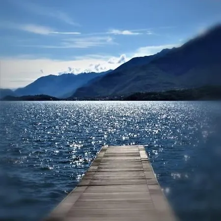 Apartament La Mansarda Sul Lago Di Como Vercana